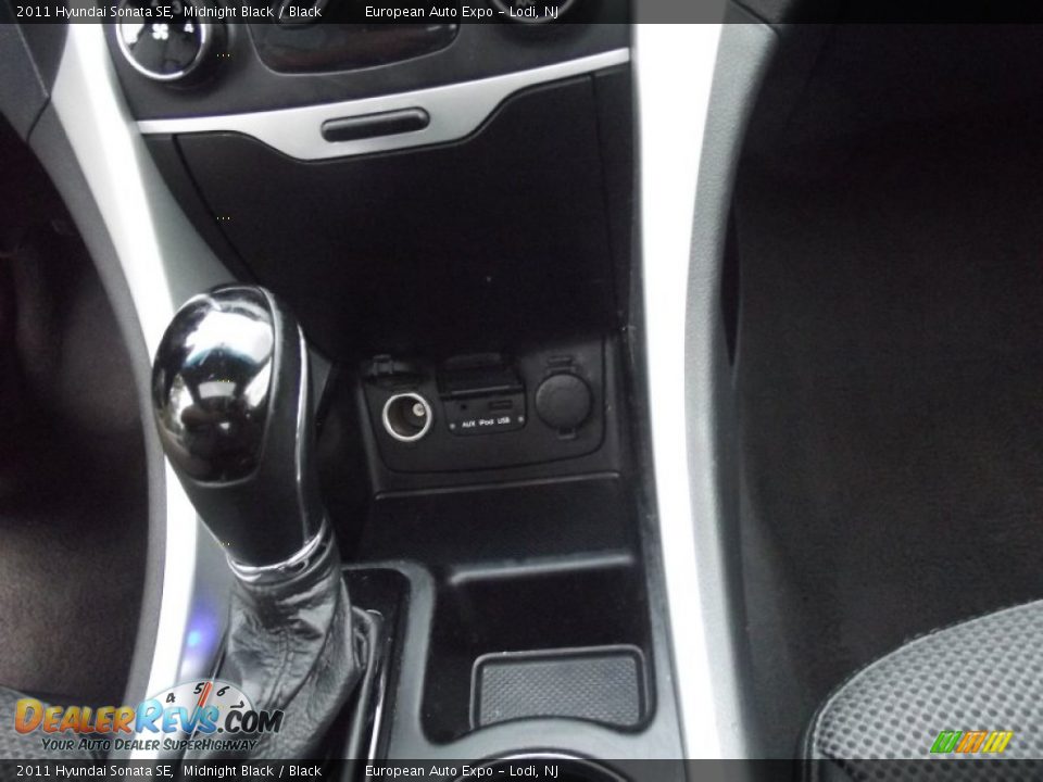2011 Hyundai Sonata SE Midnight Black / Black Photo #25