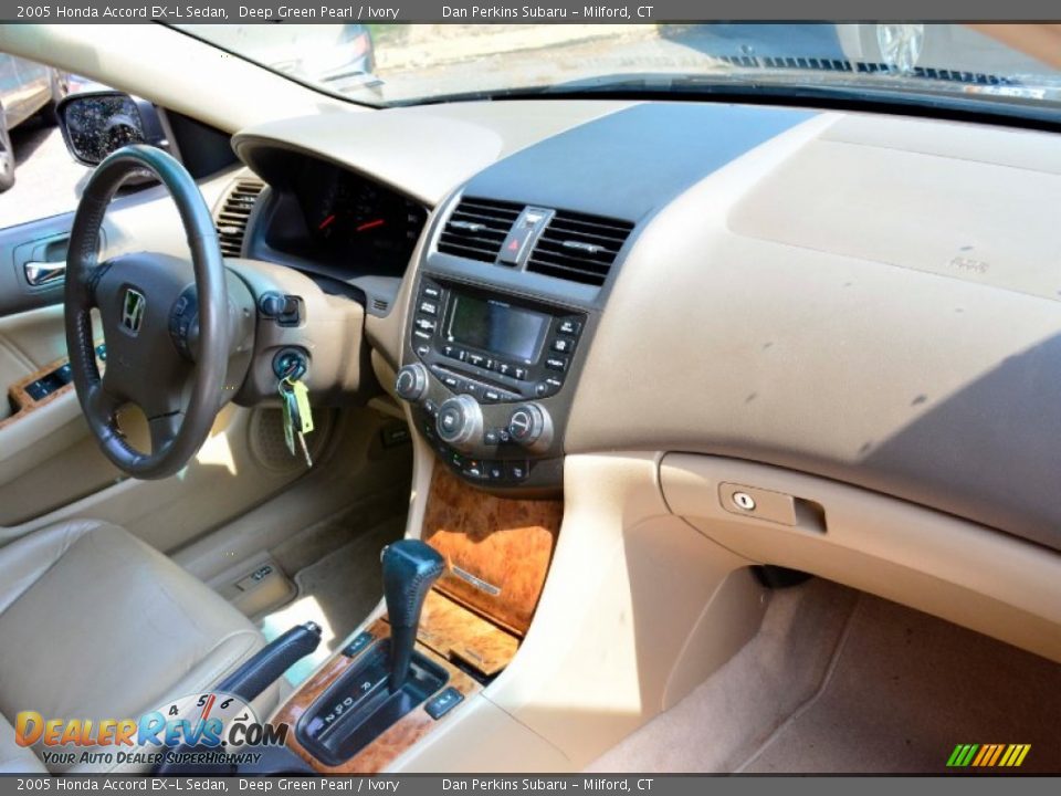 2005 Honda Accord EX-L Sedan Deep Green Pearl / Ivory Photo #9