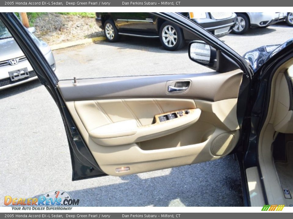2005 Honda Accord EX-L Sedan Deep Green Pearl / Ivory Photo #19