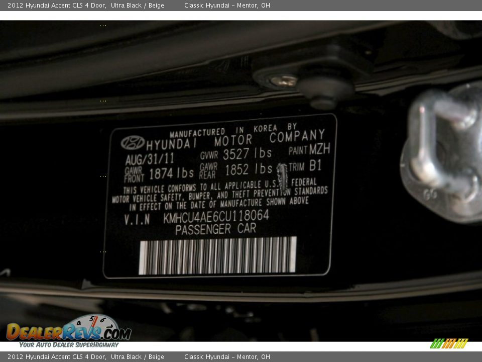2012 Hyundai Accent GLS 4 Door Ultra Black / Beige Photo #15