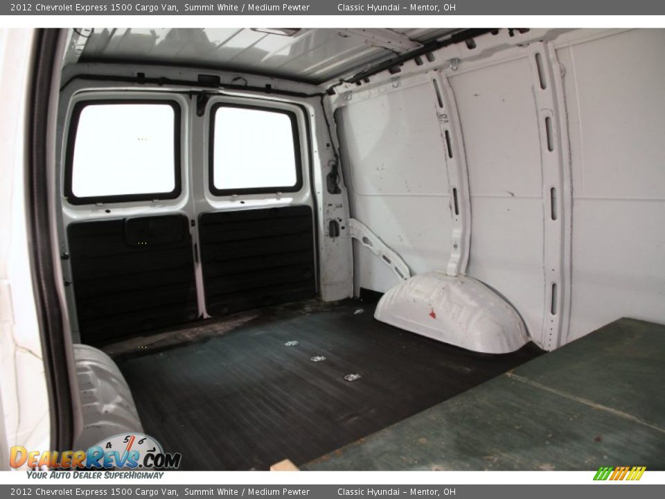 2012 Chevrolet Express 1500 Cargo Van Summit White / Medium Pewter Photo #11