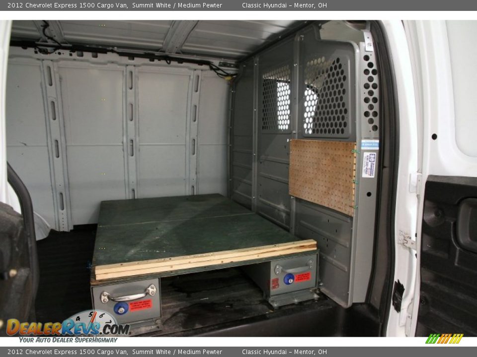 2012 Chevrolet Express 1500 Cargo Van Summit White / Medium Pewter Photo #12
