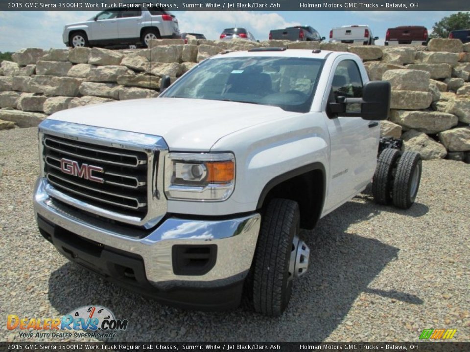 Front 3/4 View of 2015 GMC Sierra 3500HD Work Truck Regular Cab Chassis Photo #2