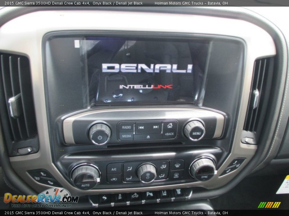 2015 GMC Sierra 3500HD Denali Crew Cab 4x4 Onyx Black / Denali Jet Black Photo #9