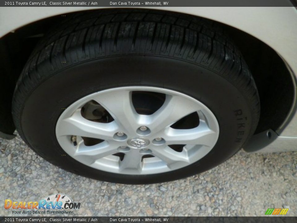 2011 Toyota Camry LE Classic Silver Metallic / Ash Photo #6