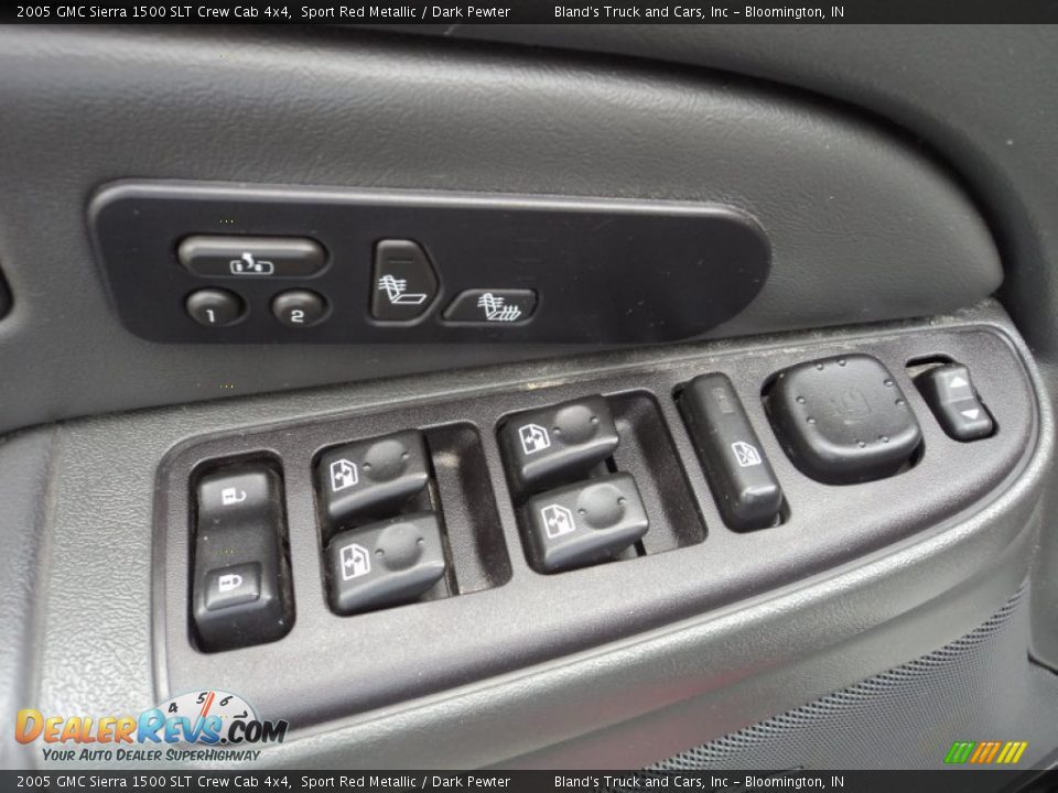 2005 GMC Sierra 1500 SLT Crew Cab 4x4 Sport Red Metallic / Dark Pewter Photo #9