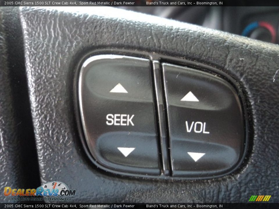 2005 GMC Sierra 1500 SLT Crew Cab 4x4 Sport Red Metallic / Dark Pewter Photo #16