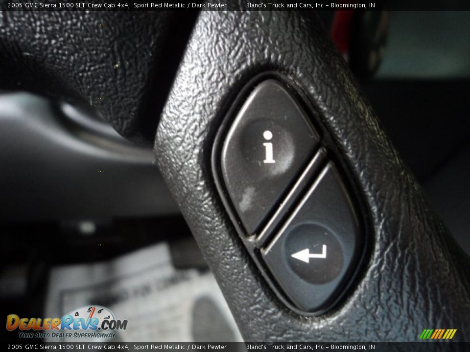 2005 GMC Sierra 1500 SLT Crew Cab 4x4 Sport Red Metallic / Dark Pewter Photo #17