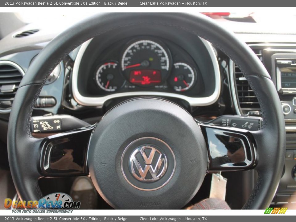 2013 Volkswagen Beetle 2.5L Convertible 50s Edition Black / Beige Photo #22