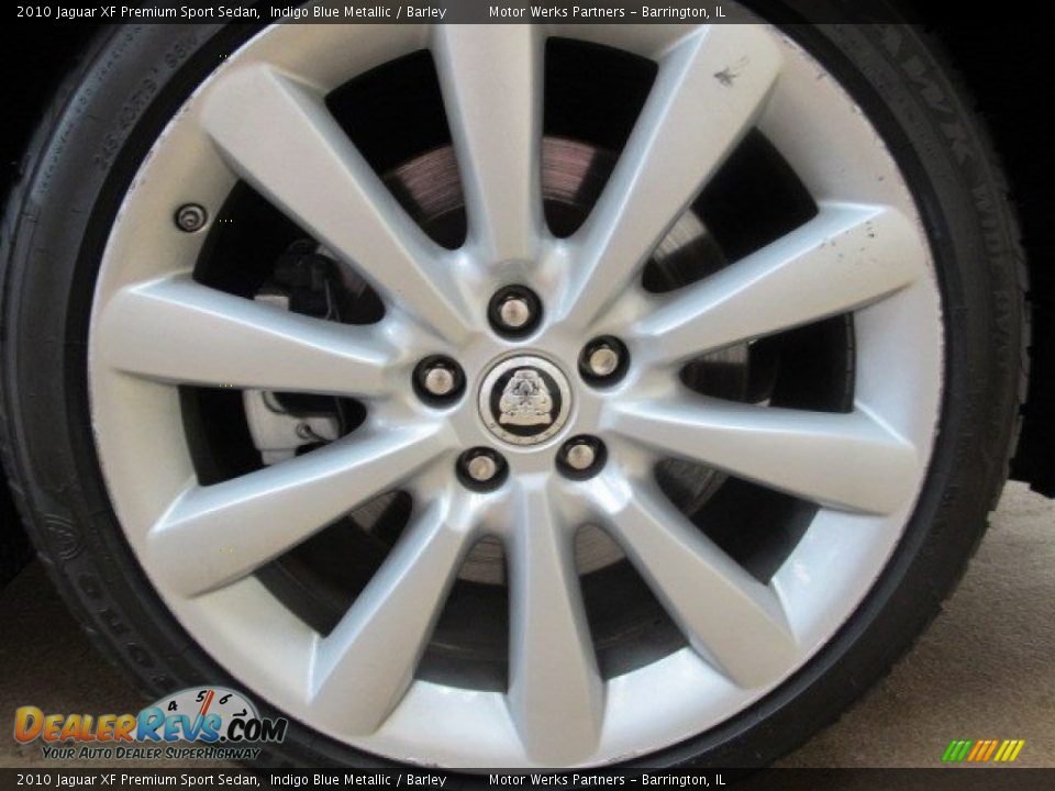 2010 Jaguar XF Premium Sport Sedan Indigo Blue Metallic / Barley Photo #14