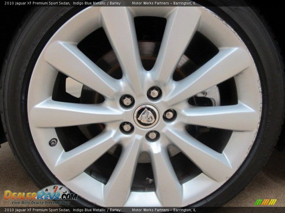 2010 Jaguar XF Premium Sport Sedan Indigo Blue Metallic / Barley Photo #15