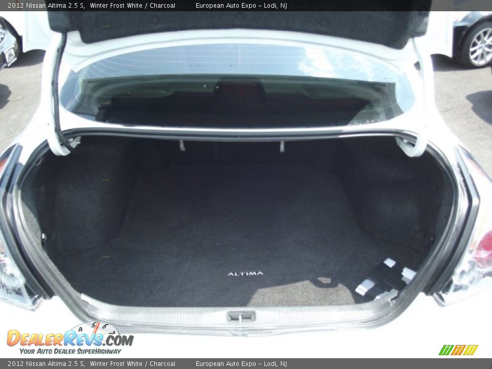 2012 Nissan Altima 2.5 S Winter Frost White / Charcoal Photo #18