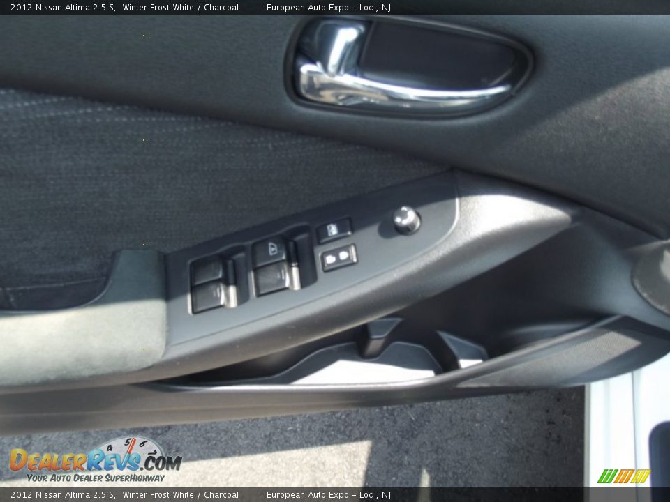 2012 Nissan Altima 2.5 S Winter Frost White / Charcoal Photo #19
