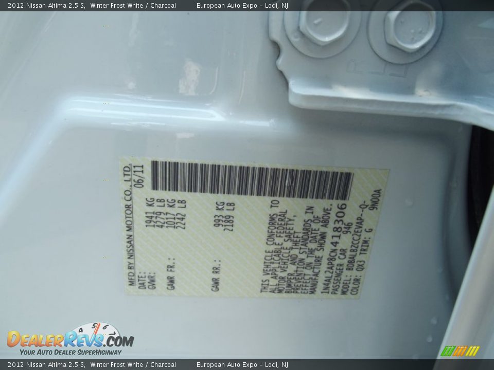 2012 Nissan Altima 2.5 S Winter Frost White / Charcoal Photo #33