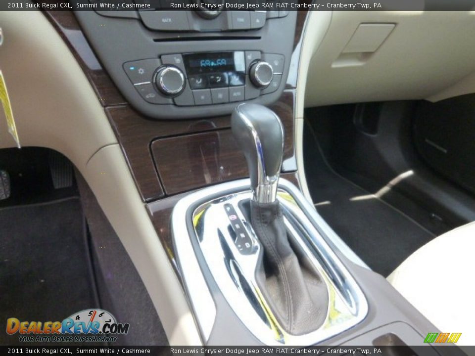 2011 Buick Regal CXL Summit White / Cashmere Photo #16