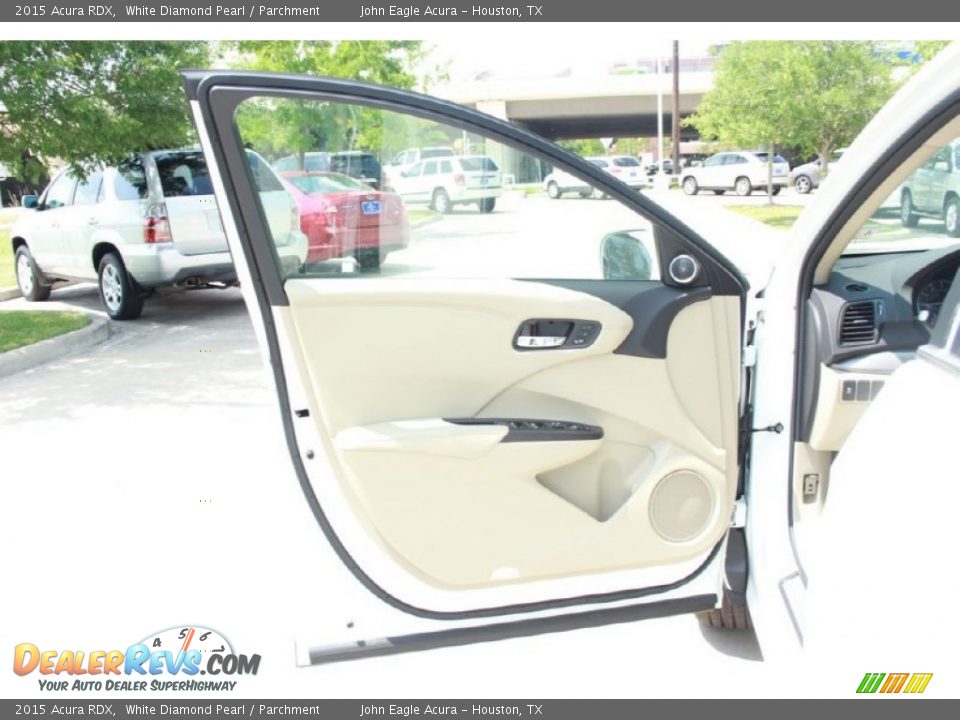 2015 Acura RDX White Diamond Pearl / Parchment Photo #10