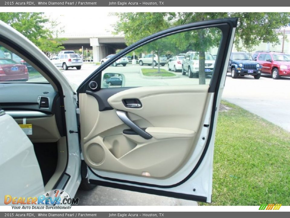2015 Acura RDX White Diamond Pearl / Parchment Photo #18