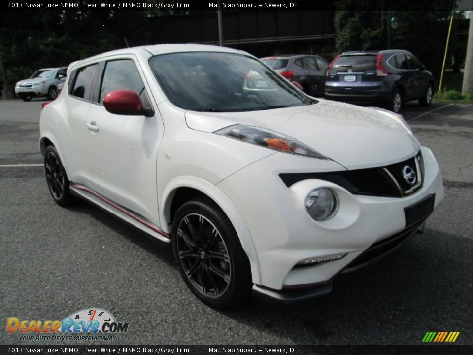Front 3/4 View of 2013 Nissan Juke NISMO Photo #4
