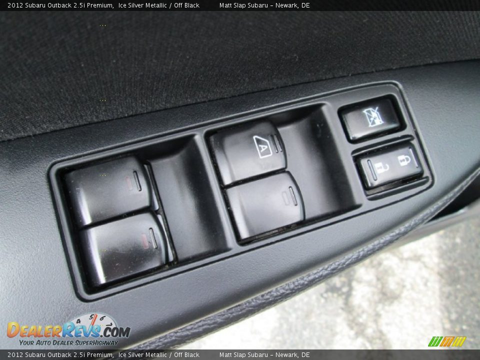 2012 Subaru Outback 2.5i Premium Ice Silver Metallic / Off Black Photo #12