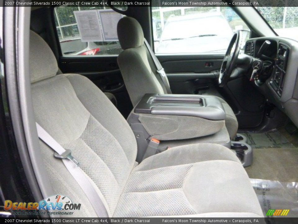 Dark Charcoal Interior - 2007 Chevrolet Silverado 1500 Classic LT Crew Cab 4x4 Photo #11