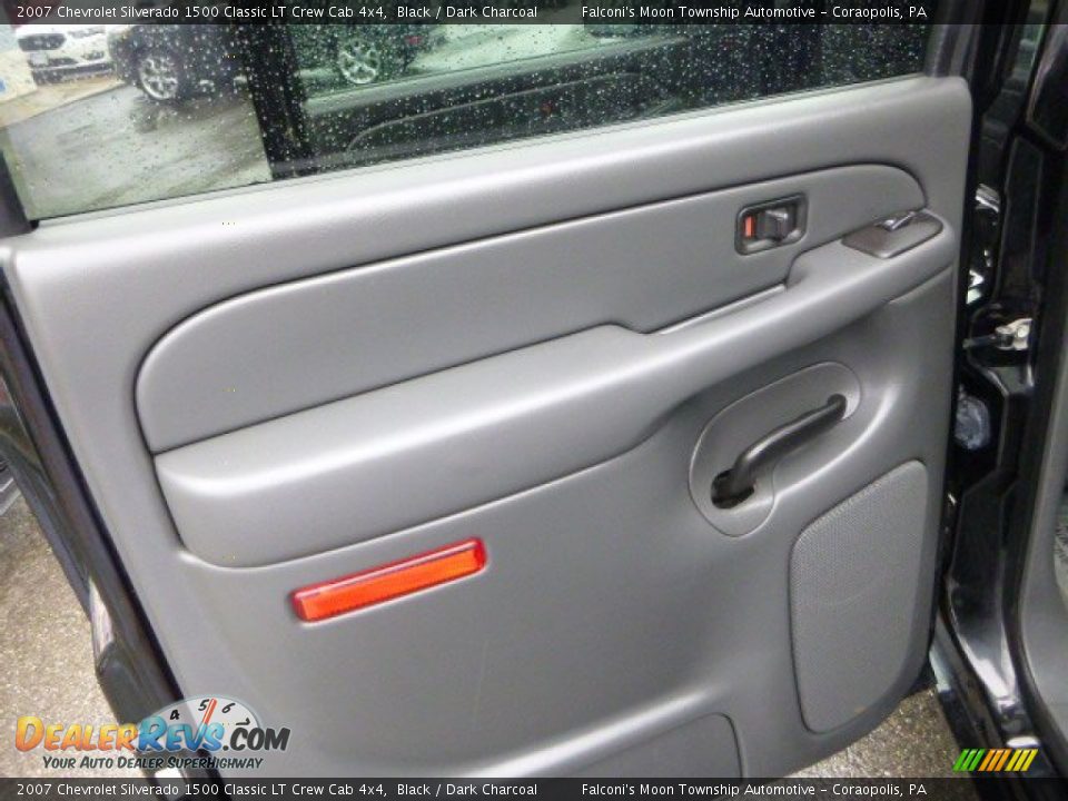 2007 Chevrolet Silverado 1500 Classic LT Crew Cab 4x4 Black / Dark Charcoal Photo #19
