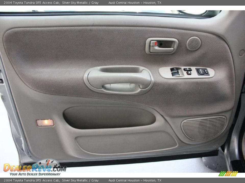 2004 Toyota Tundra SR5 Access Cab Silver Sky Metallic / Gray Photo #10
