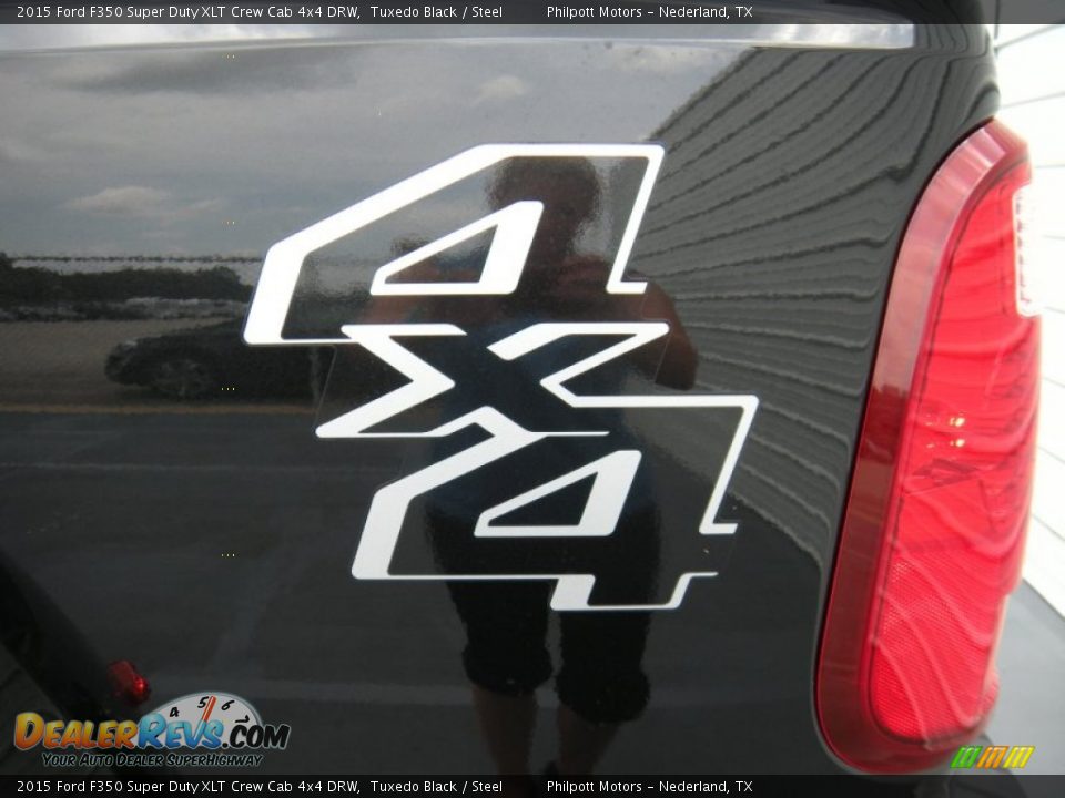 2015 Ford F350 Super Duty XLT Crew Cab 4x4 DRW Tuxedo Black / Steel Photo #18