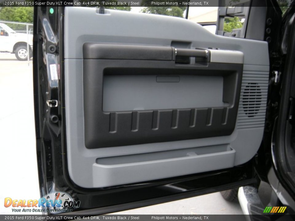 2015 Ford F350 Super Duty XLT Crew Cab 4x4 DRW Tuxedo Black / Steel Photo #24