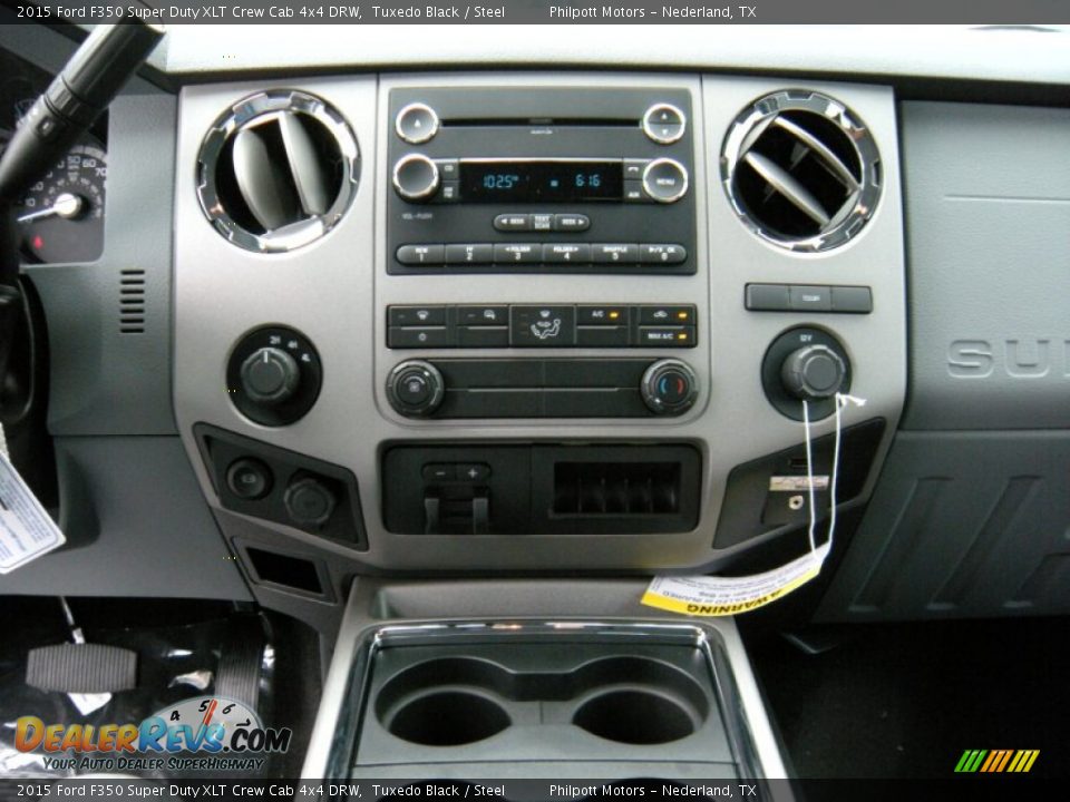 Controls of 2015 Ford F350 Super Duty XLT Crew Cab 4x4 DRW Photo #29