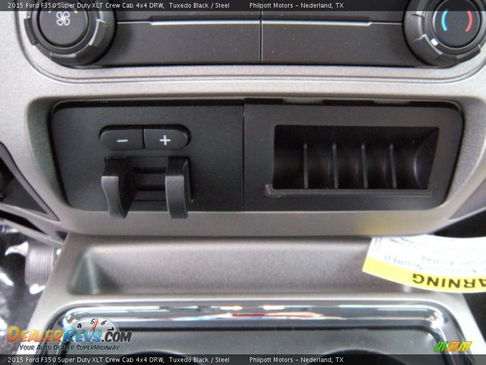 Controls of 2015 Ford F350 Super Duty XLT Crew Cab 4x4 DRW Photo #32