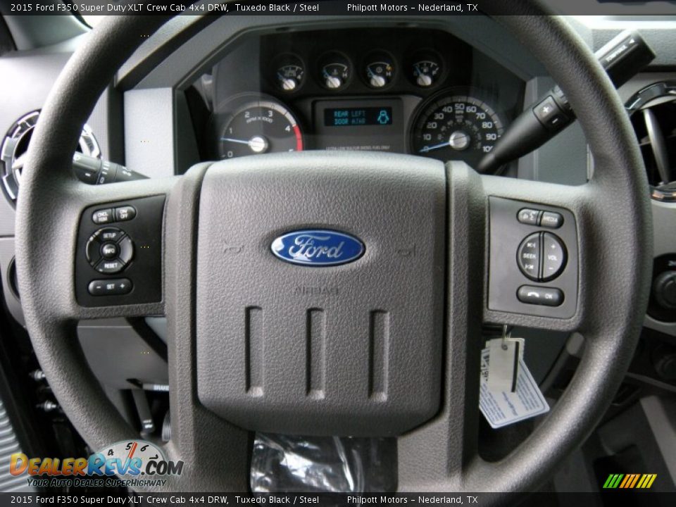 2015 Ford F350 Super Duty XLT Crew Cab 4x4 DRW Steering Wheel Photo #34