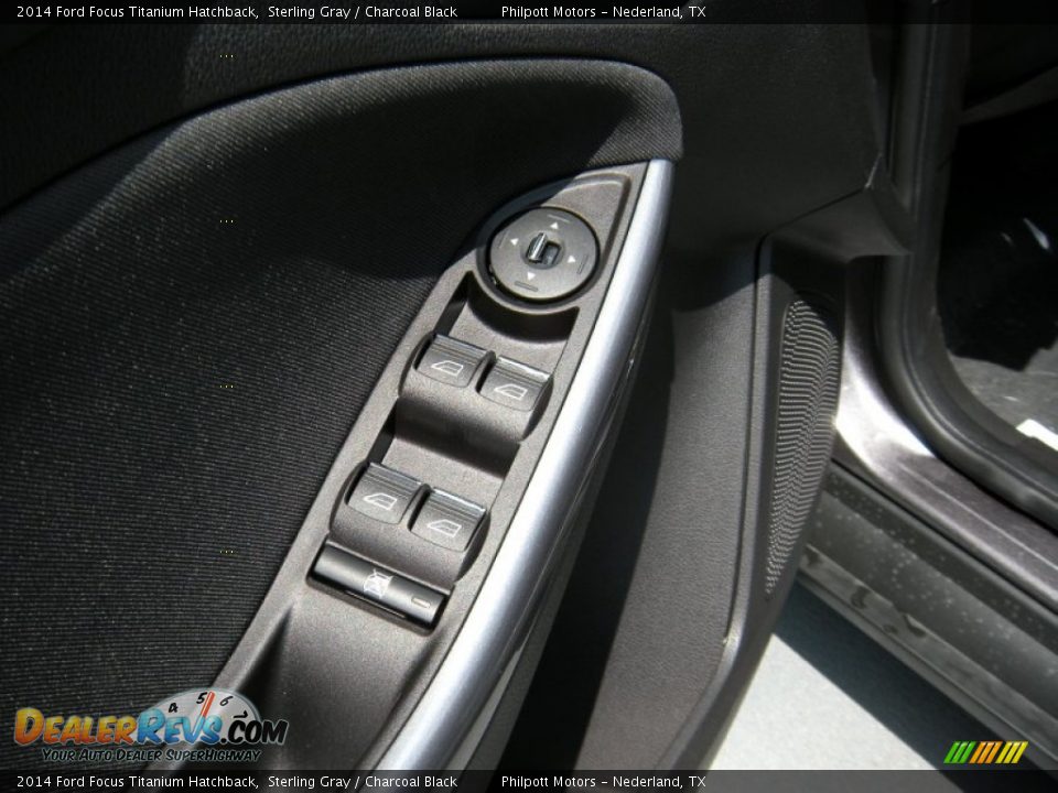 2014 Ford Focus Titanium Hatchback Sterling Gray / Charcoal Black Photo #19