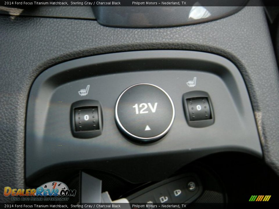 2014 Ford Focus Titanium Hatchback Sterling Gray / Charcoal Black Photo #28