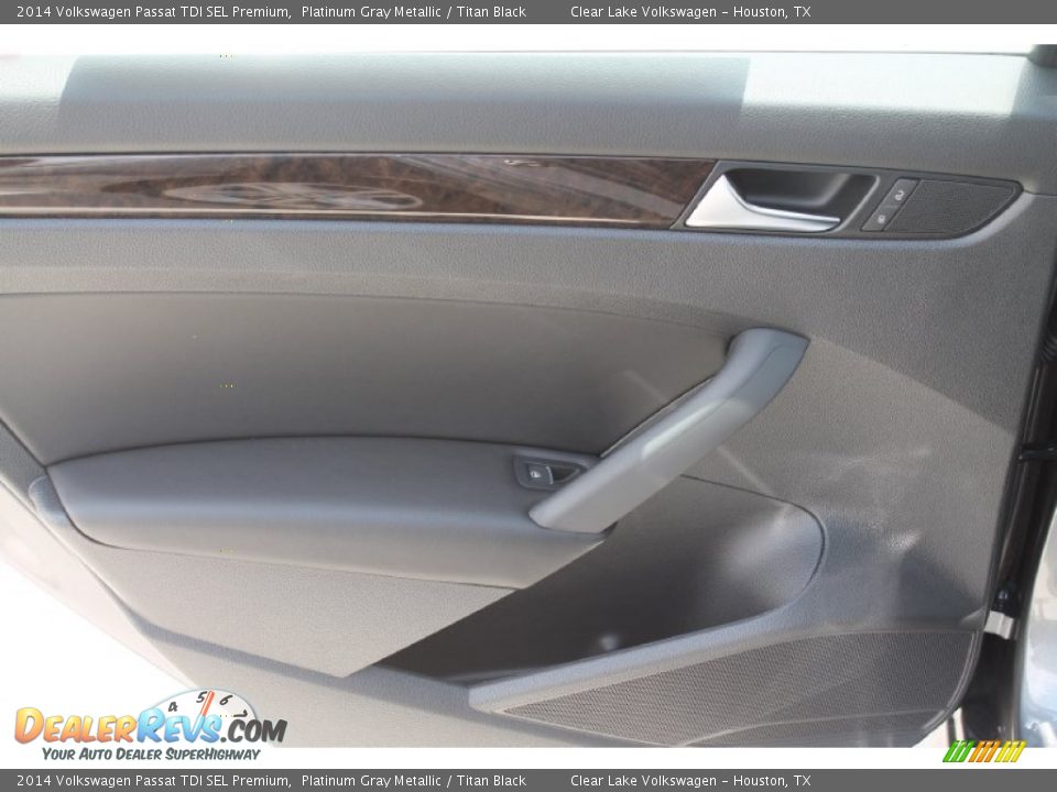 2014 Volkswagen Passat TDI SEL Premium Platinum Gray Metallic / Titan Black Photo #24