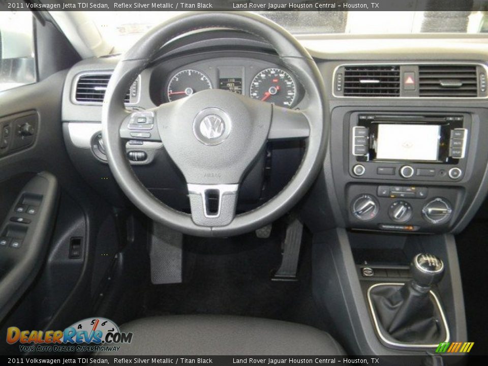 2011 Volkswagen Jetta TDI Sedan Reflex Silver Metallic / Titan Black Photo #12