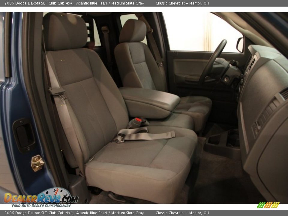 Front Seat of 2006 Dodge Dakota SLT Club Cab 4x4 Photo #10