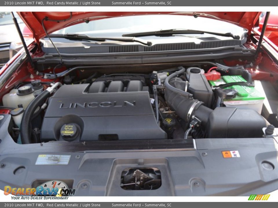 2010 Lincoln MKT FWD Red Candy Metallic / Light Stone Photo #10