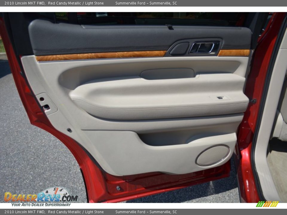 2010 Lincoln MKT FWD Red Candy Metallic / Light Stone Photo #15