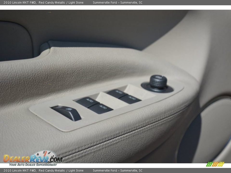 2010 Lincoln MKT FWD Red Candy Metallic / Light Stone Photo #16