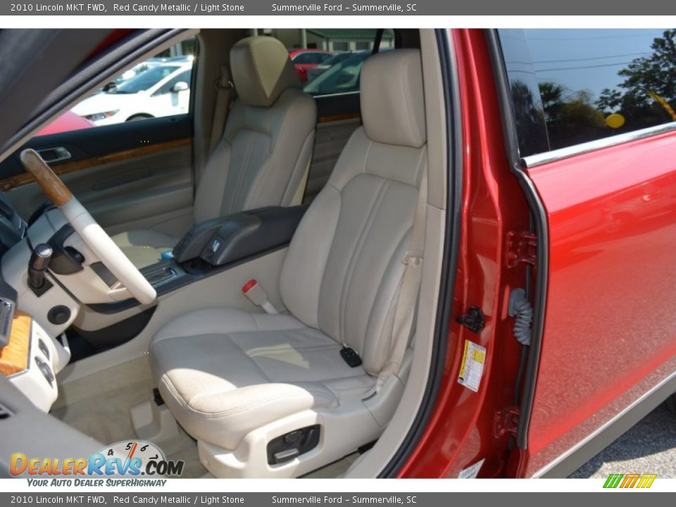 2010 Lincoln MKT FWD Red Candy Metallic / Light Stone Photo #18