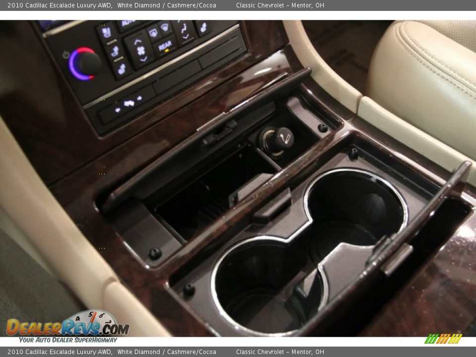 2010 Cadillac Escalade Luxury AWD White Diamond / Cashmere/Cocoa Photo #18