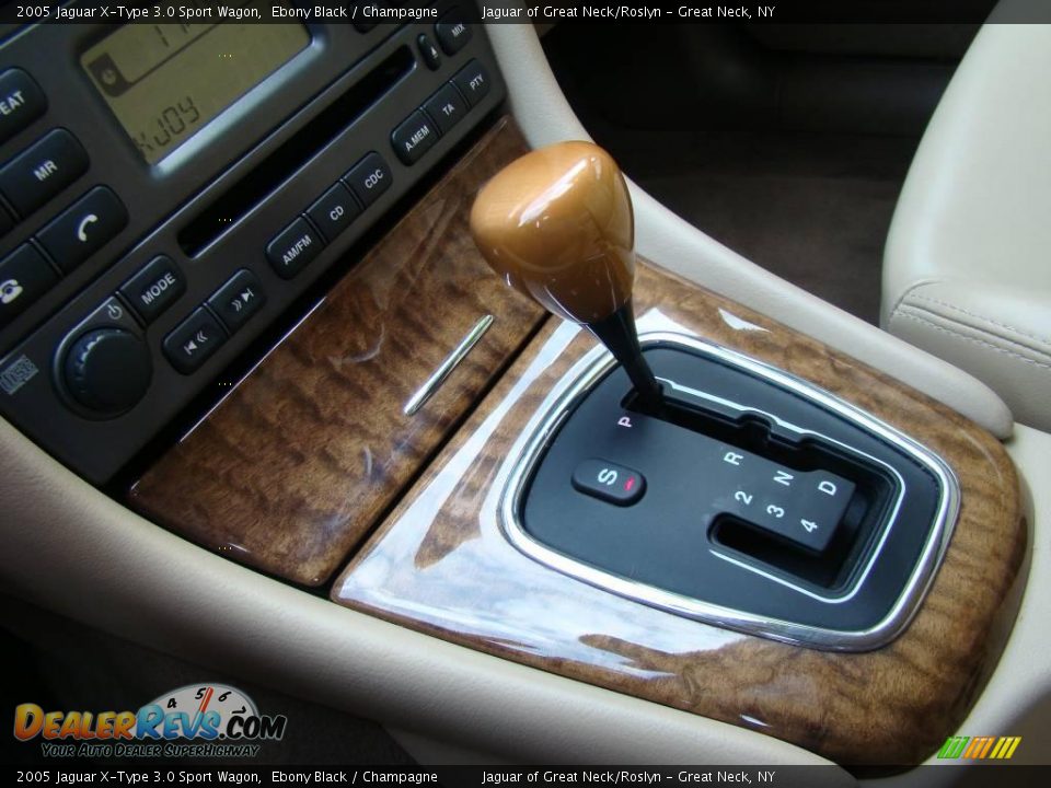 2005 Jaguar X-Type 3.0 Sport Wagon Ebony Black / Champagne Photo #17