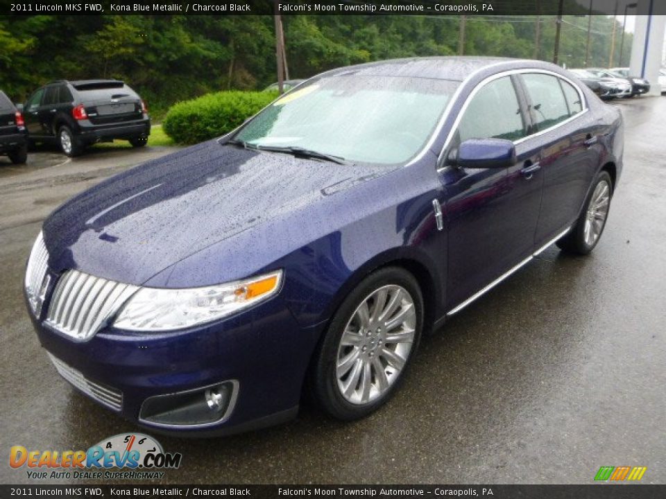 Front 3/4 View of 2011 Lincoln MKS FWD Photo #6