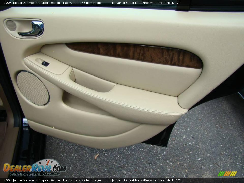 2005 Jaguar X-Type 3.0 Sport Wagon Ebony Black / Champagne Photo #24