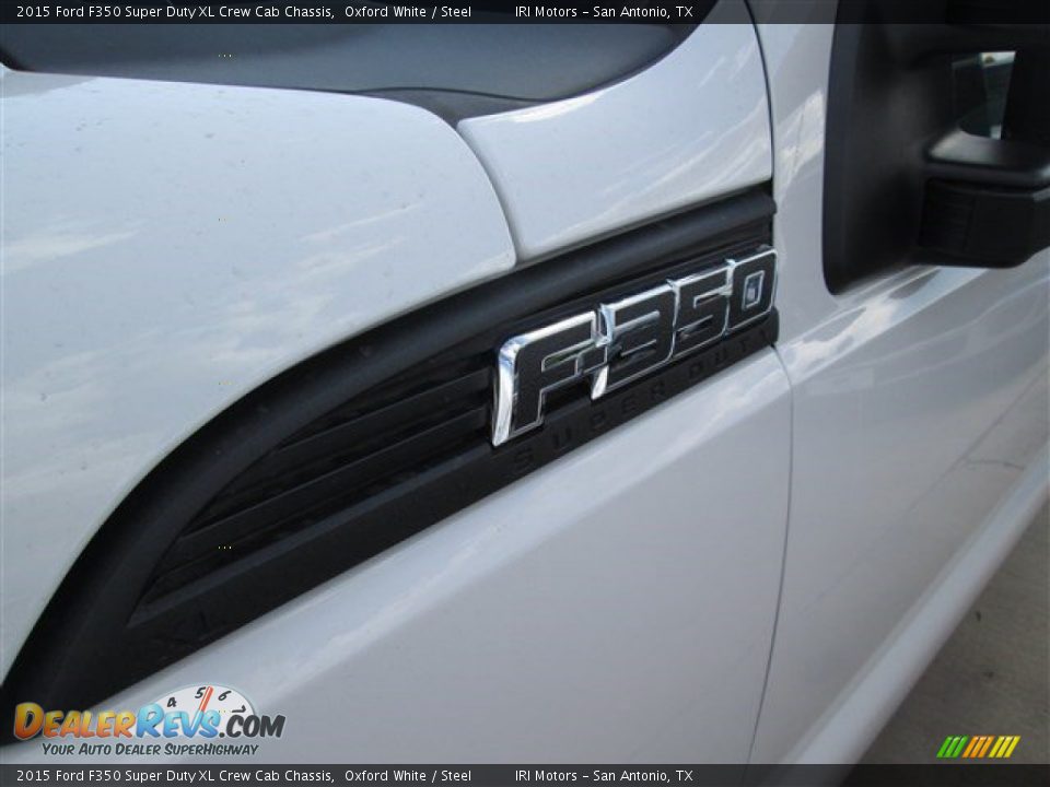 2015 Ford F350 Super Duty XL Crew Cab Chassis Oxford White / Steel Photo #4