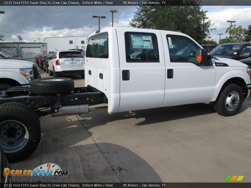 2015 Ford F350 Super Duty XL Crew Cab Chassis Oxford White / Steel Photo #6