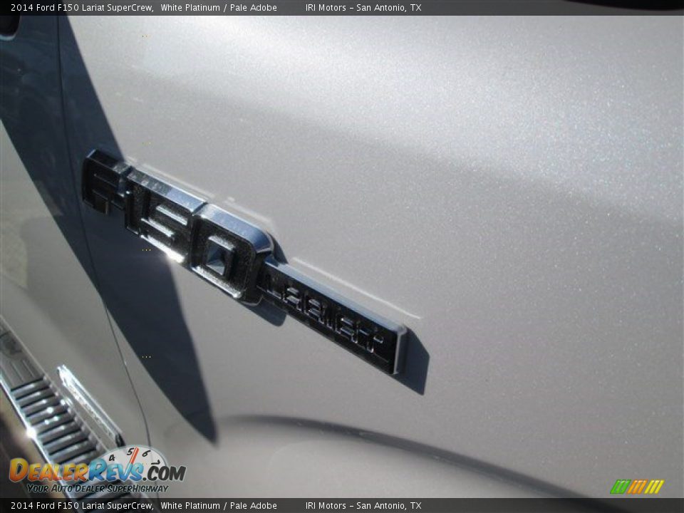 2014 Ford F150 Lariat SuperCrew White Platinum / Pale Adobe Photo #3