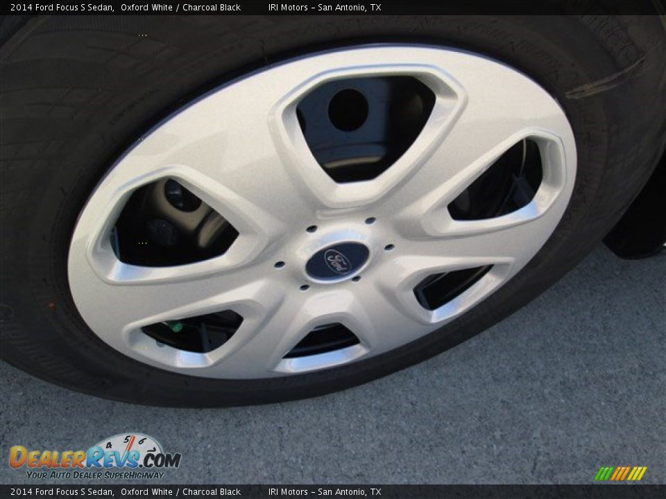 2014 Ford Focus S Sedan Oxford White / Charcoal Black Photo #3