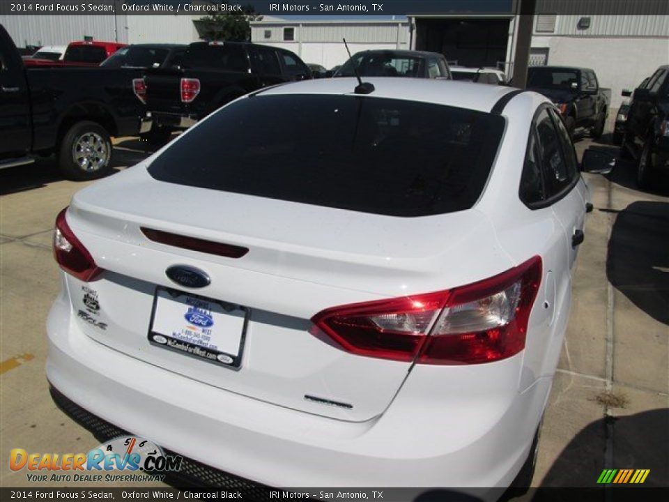 2014 Ford Focus S Sedan Oxford White / Charcoal Black Photo #5