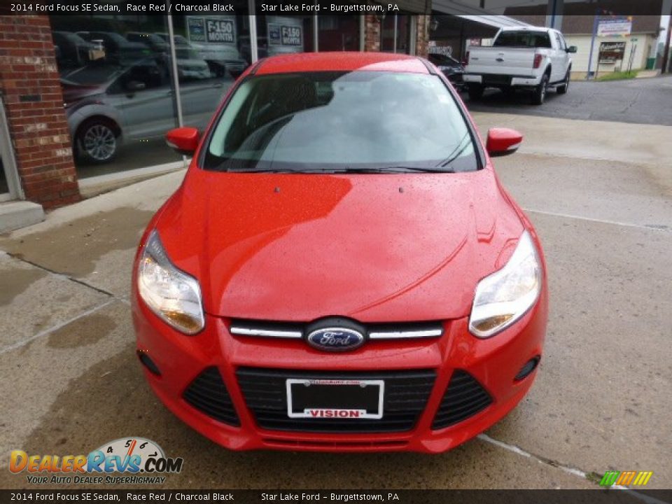2014 Ford Focus SE Sedan Race Red / Charcoal Black Photo #2